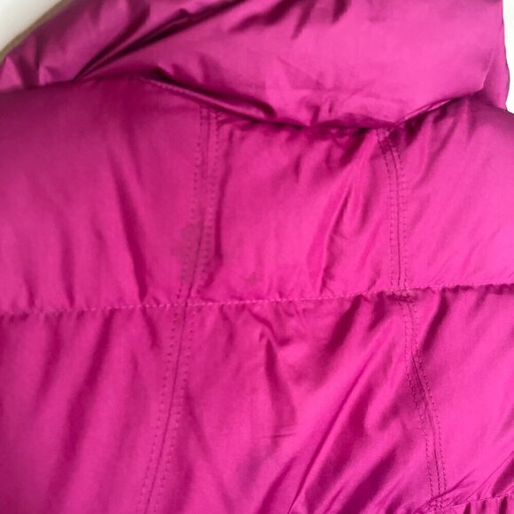 Athleta Downtown Puffer Jacket in Magenta Fuschia - Picture 8 of 9